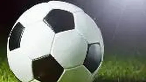 林丹韩国赛轻取对手，与队友争冠 国羽男单揽获三席晋级四强