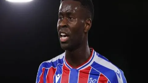 凯恩解约金降低，英超三巨头争抢，拜仁留将形势紧张